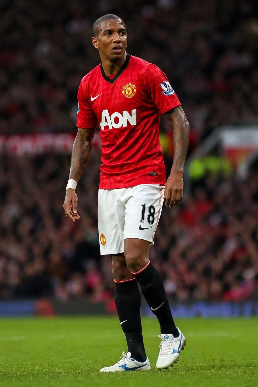 “From Dreams to Farewell: Ashley Young Ends 23-Year Football Journey in Emotional Retirement Message”