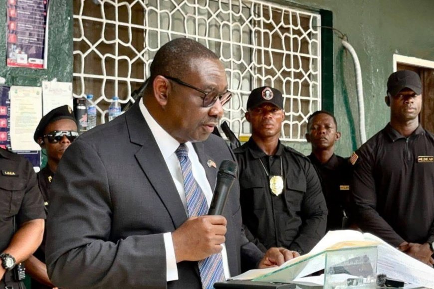 JUSTICE MINISTER DEFENDS SILENCE ON US$19.2 MILLION DRUG BUST