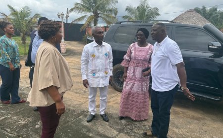A Courtesy Call With Political Interest: Cummings Meets Jimmy Smith